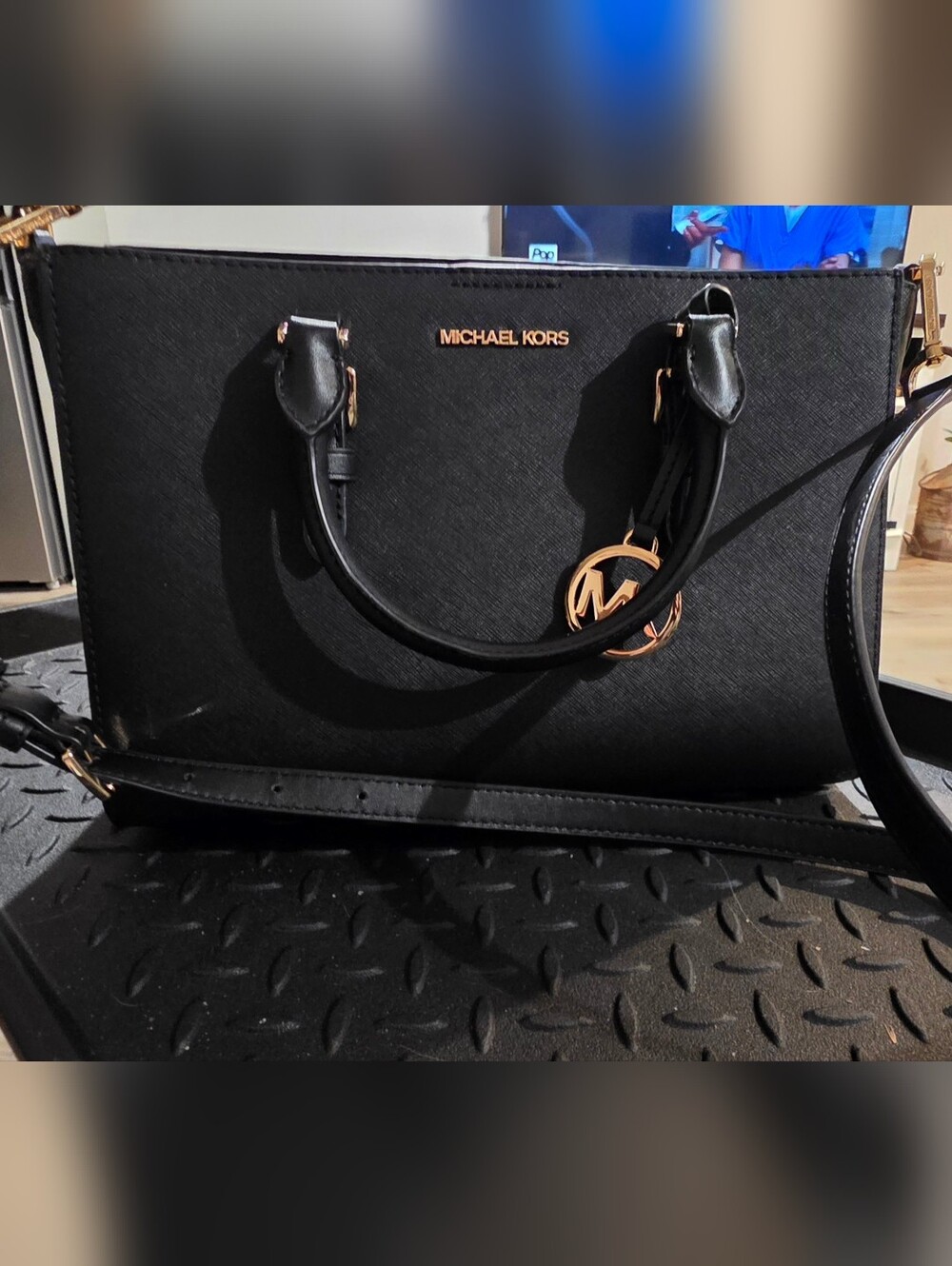 NWOT Michael Kors Black Saffiano Leather Tote with Gold Hardware